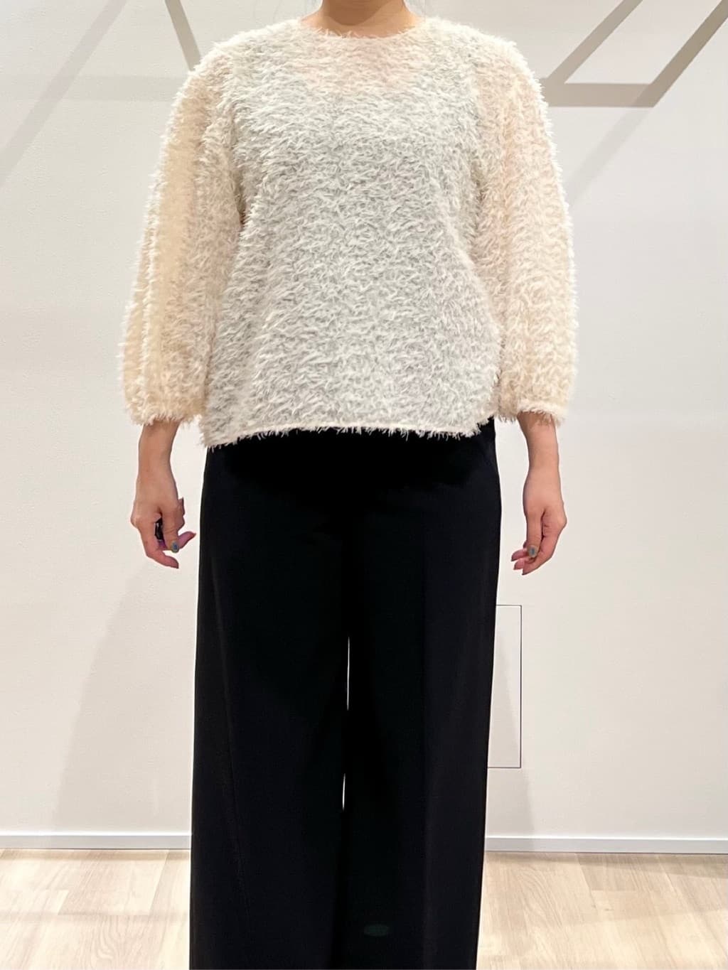 TOMOMIさんの「UNTITLED｜【アンサンブル可/洗える/ボタンなし】シルクウールカシミヤ 着流しカーディガン」を使ったコーディネート