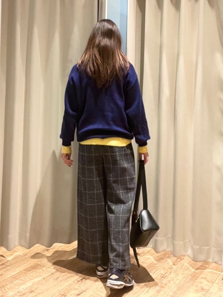 もんちゃんさんの「SHOO･LA･RUE｜【洗濯機可/吸湿発熱】チクチクしにくいもちもちハイネックニット」を使ったコーディネート