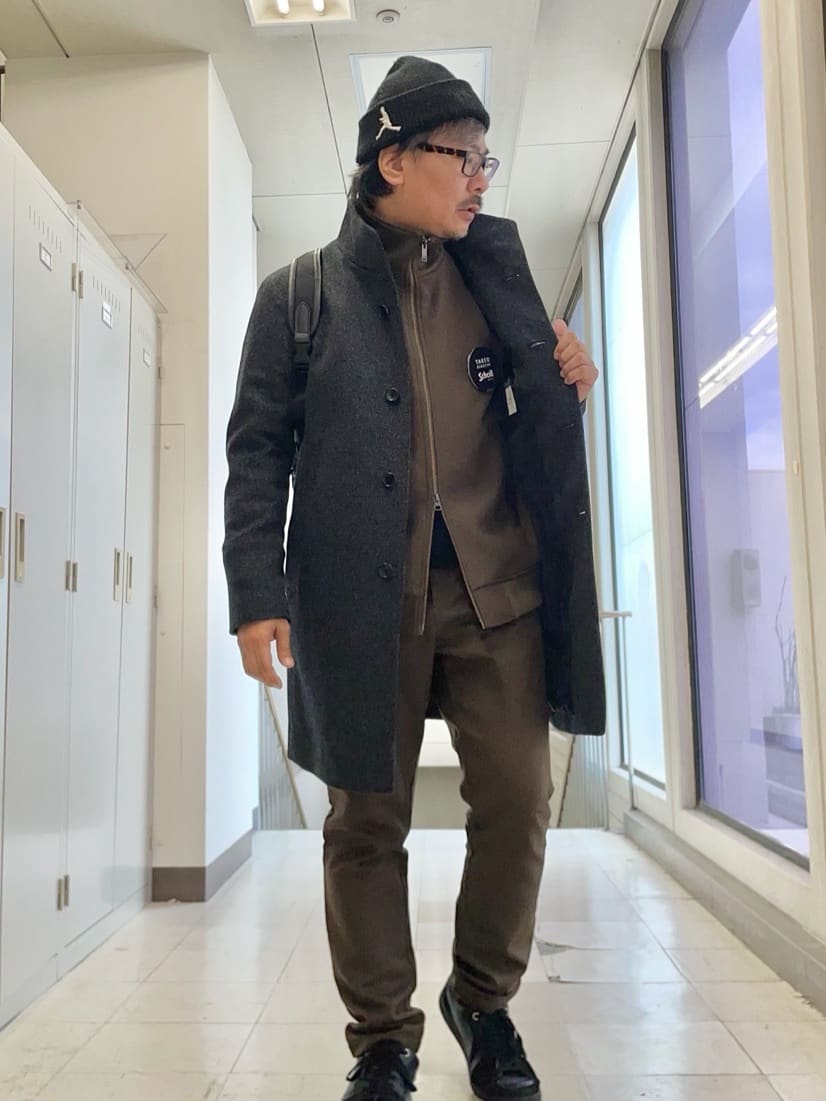 MAKOTO AIさんの「TAKEO KIKUCHI｜カシミヤブレンド ビーバー調ピンヘッドスタンドカラーコート」を使ったコーディネート