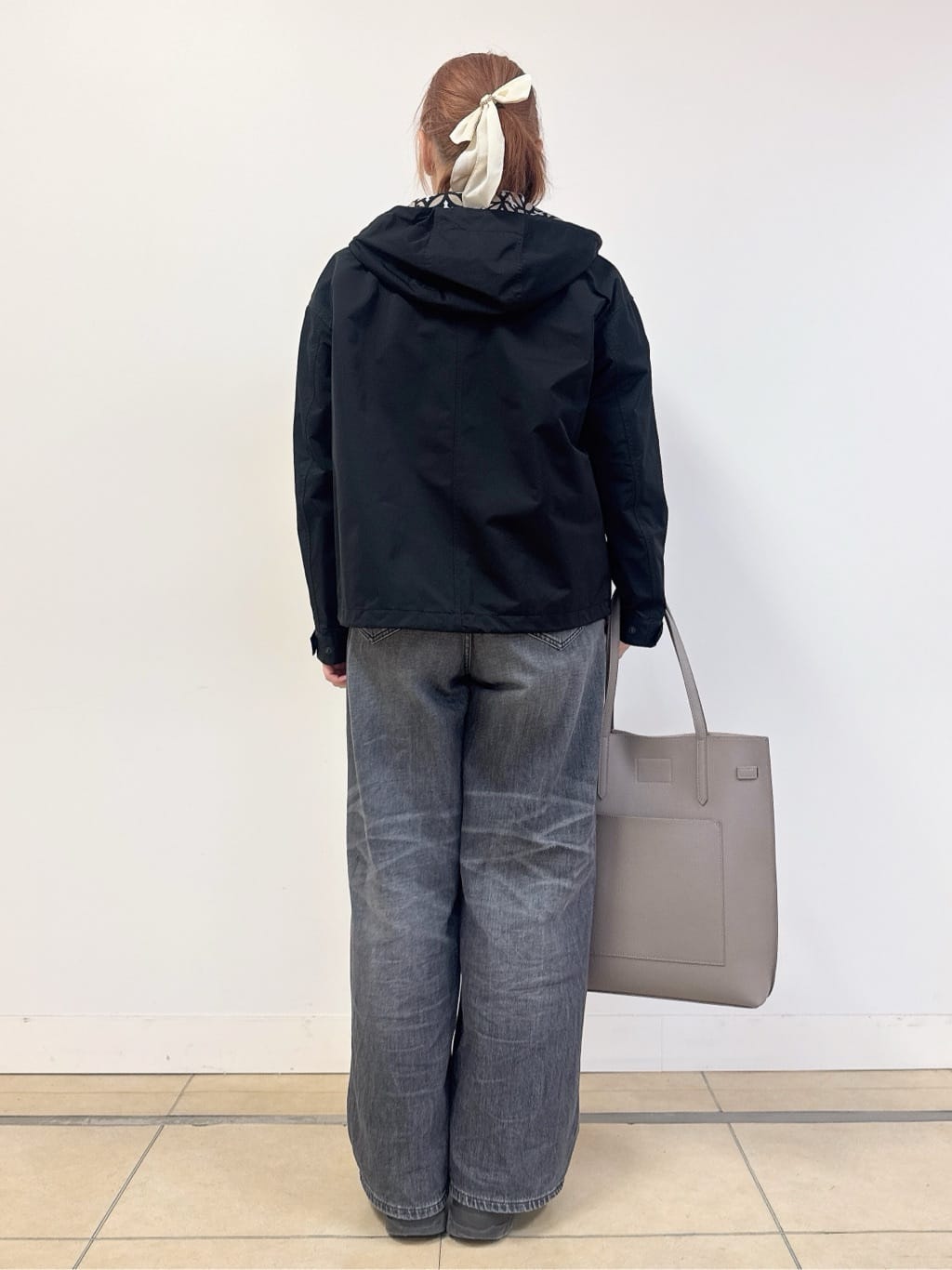 なかもとあきさんの「DRESSTERIOR｜【ウォッシャブル/撥水素材】撥水ツイル マウンテンパーカー」を使ったコーディネート