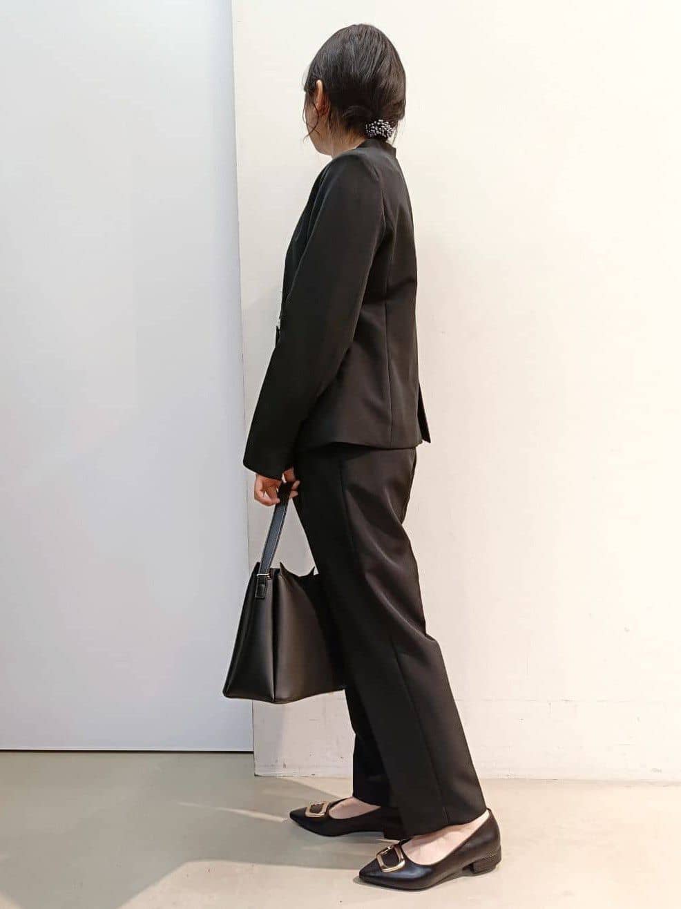 あんさんの「THE SHOP TK｜【通勤スタイルに】ダブルクロス ノーカラージャケット/セットアップ可」を使ったコーディネート