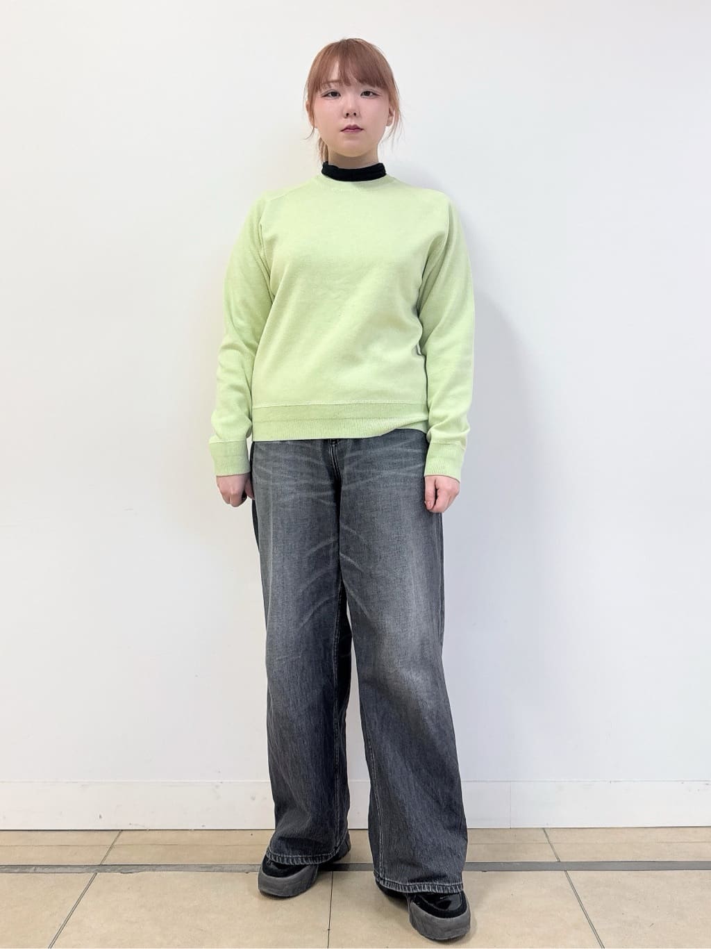 なかもとあきさんの「DRESSTERIOR｜【ウォッシャブル/撥水素材】撥水ツイル マウンテンパーカー」を使ったコーディネート