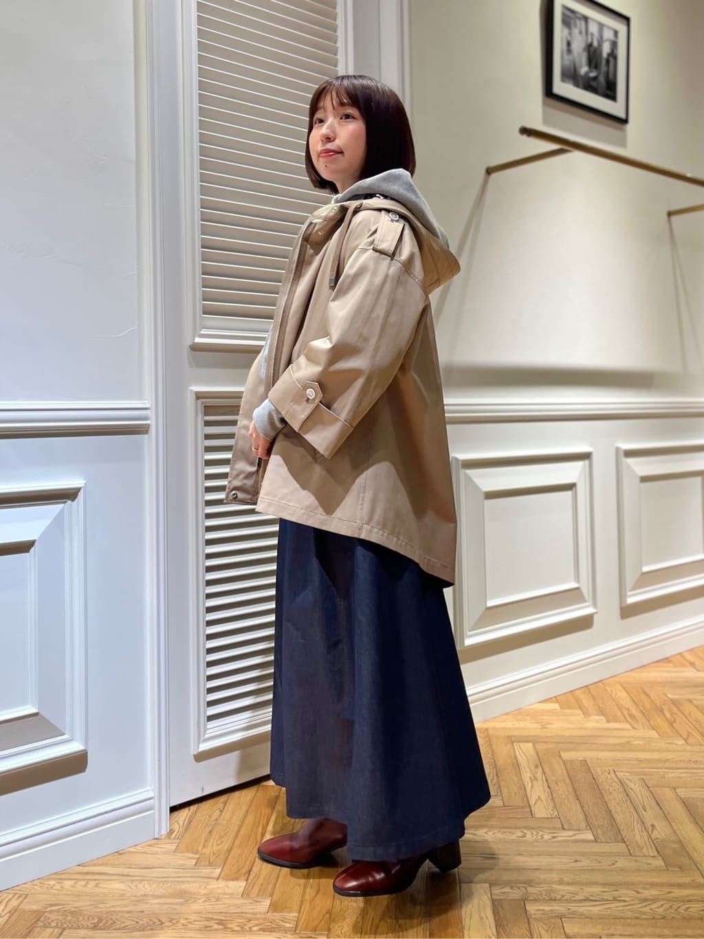 つじ まこさんの「DRESSTERIOR｜【ウォッシャブル/撥水素材】Ａライン ショートモッズコート」を使ったコーディネート