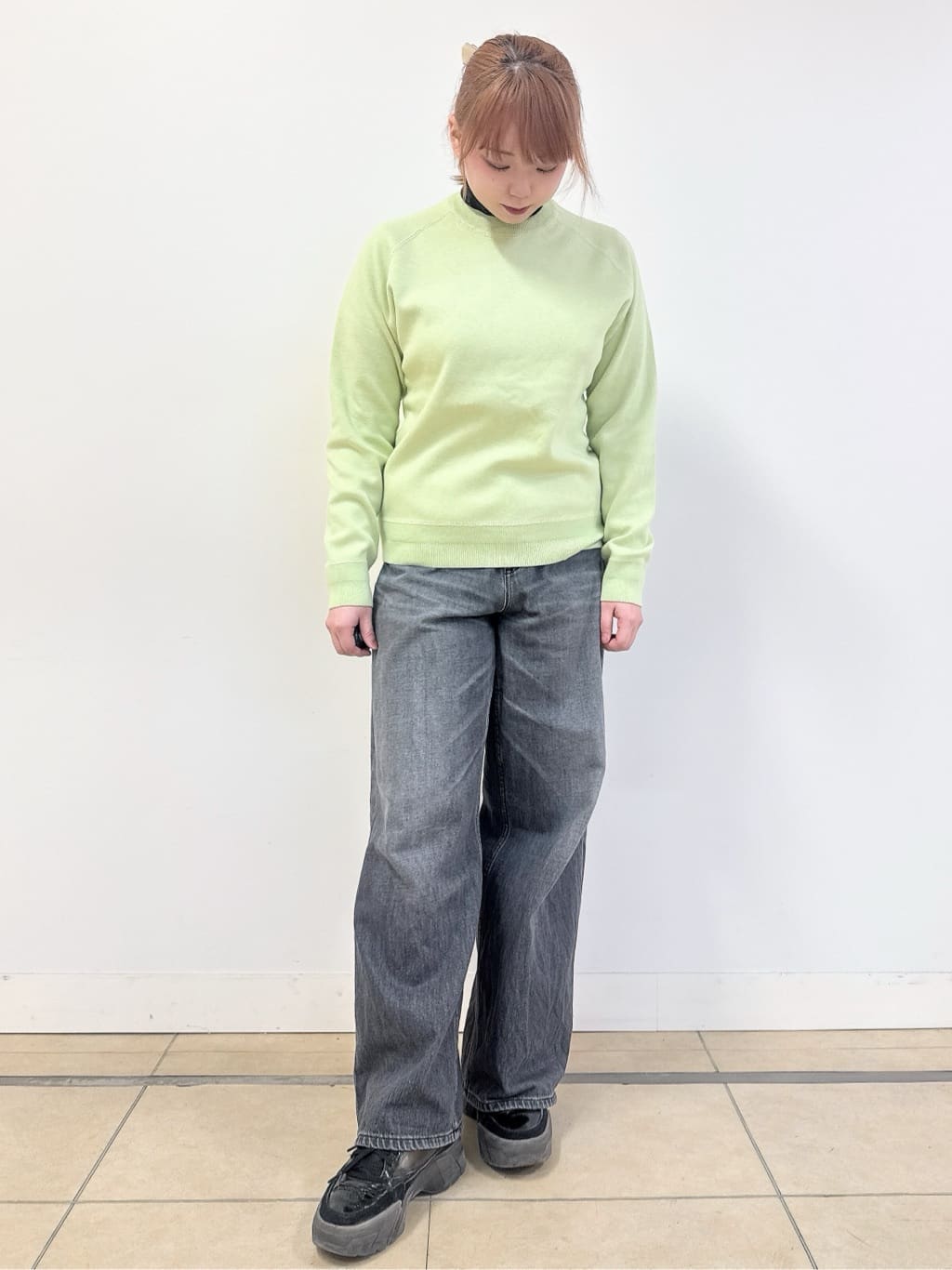 なかもとあきさんの「DRESSTERIOR｜【ウォッシャブル/撥水素材】撥水ツイル マウンテンパーカー」を使ったコーディネート