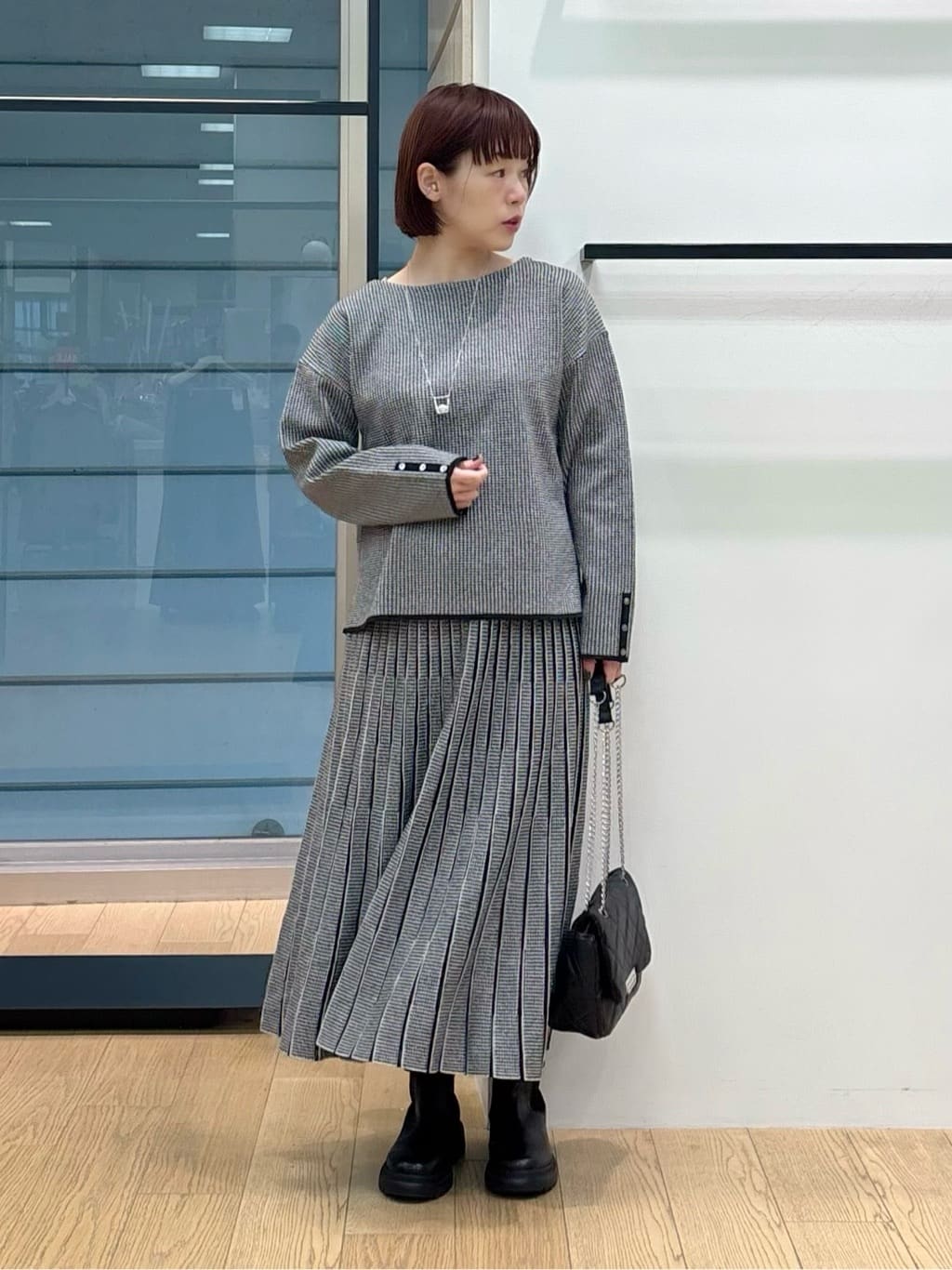 asamiさんの「INDIVI｜【洗える／SETUP可能】ジャカードボートネックニット」を使ったコーディネート