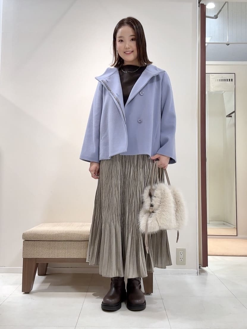 YUIさんの「UNTITLED｜【着回しが効く／オンオフアウター】ウールショートコート」を使ったコーディネート