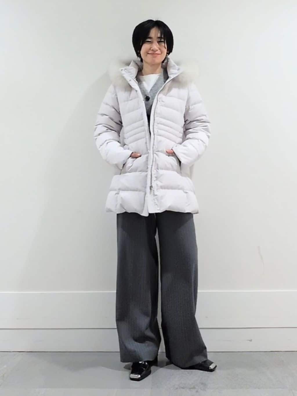 ミズタさんの「UNTITLED｜【ゆったり】アルパカ混シャギー カーディガン」を使ったコーディネート