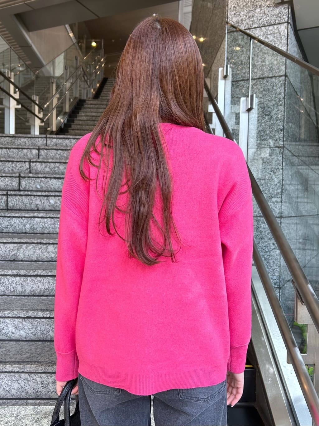 Risaさんの「OPAQUE.CLIP｜サイド編地切替ニットトップス／セットアップ対応【洗濯機OK】」を使ったコーディネート