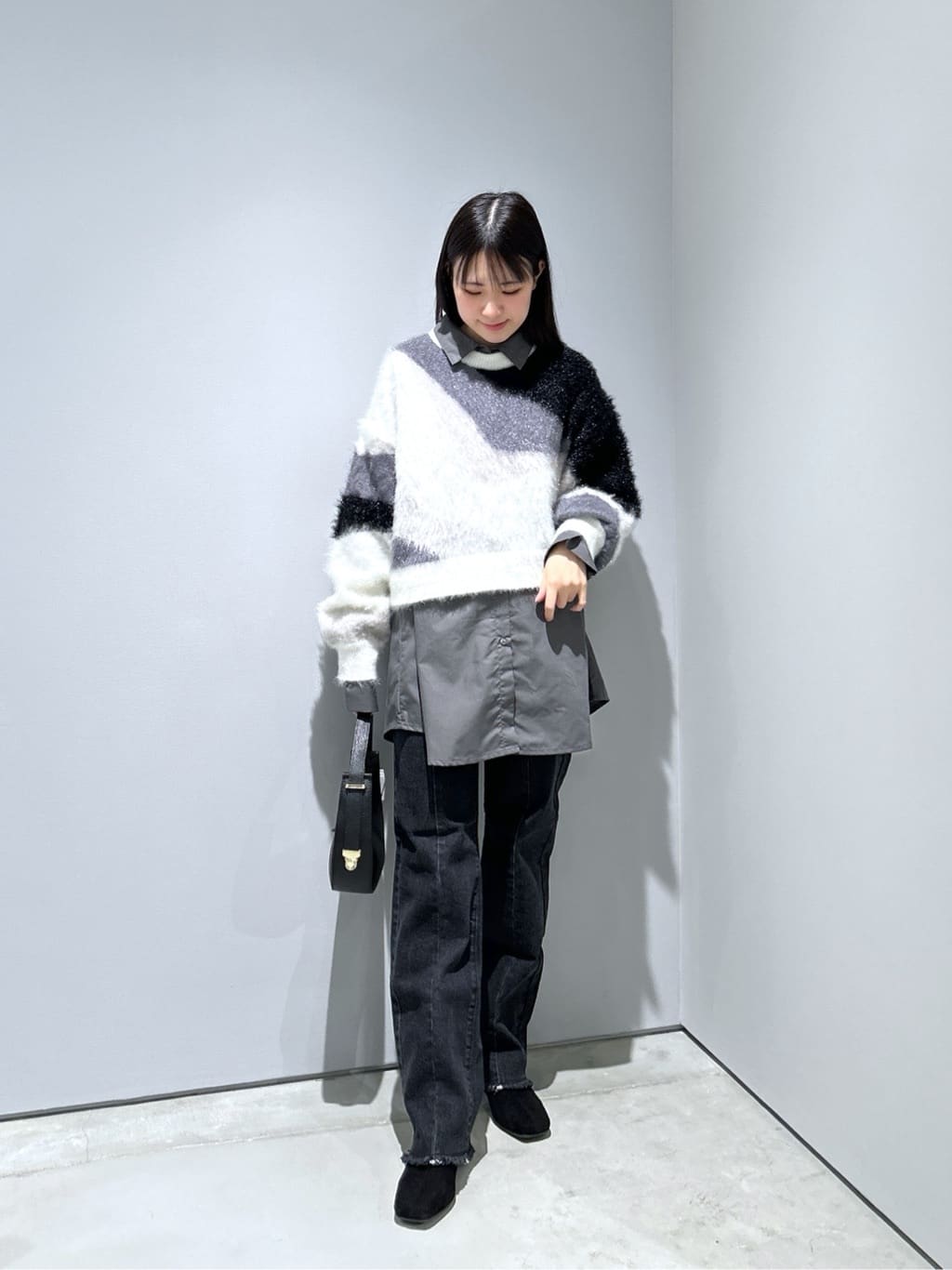 Renoさんの「INDIVI｜【MILLELA FIRENZE】ショルダームーンバッグ」を使ったコーディネート