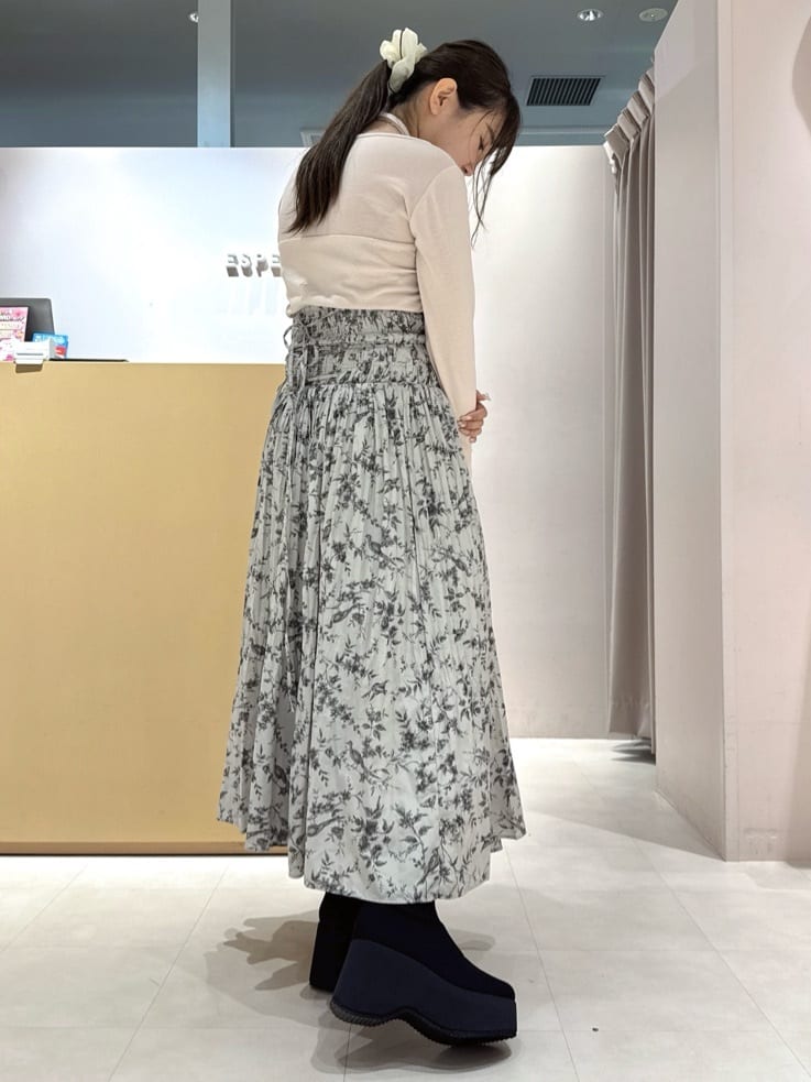 neinaさんの「ESPERANZA｜厚底ニットショートブーツ」を使ったコーディネート