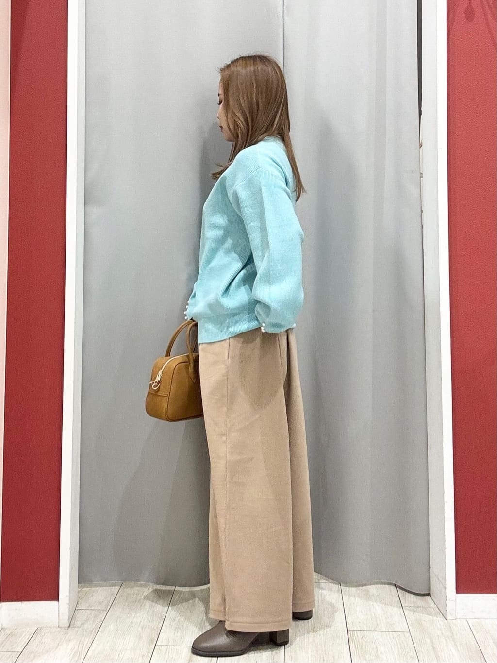 shioさんの「SHOO･LA･RUE｜【毛玉になりにくい/洗濯機可/S-LL】お袖パールの上品ニット」を使ったコーディネート