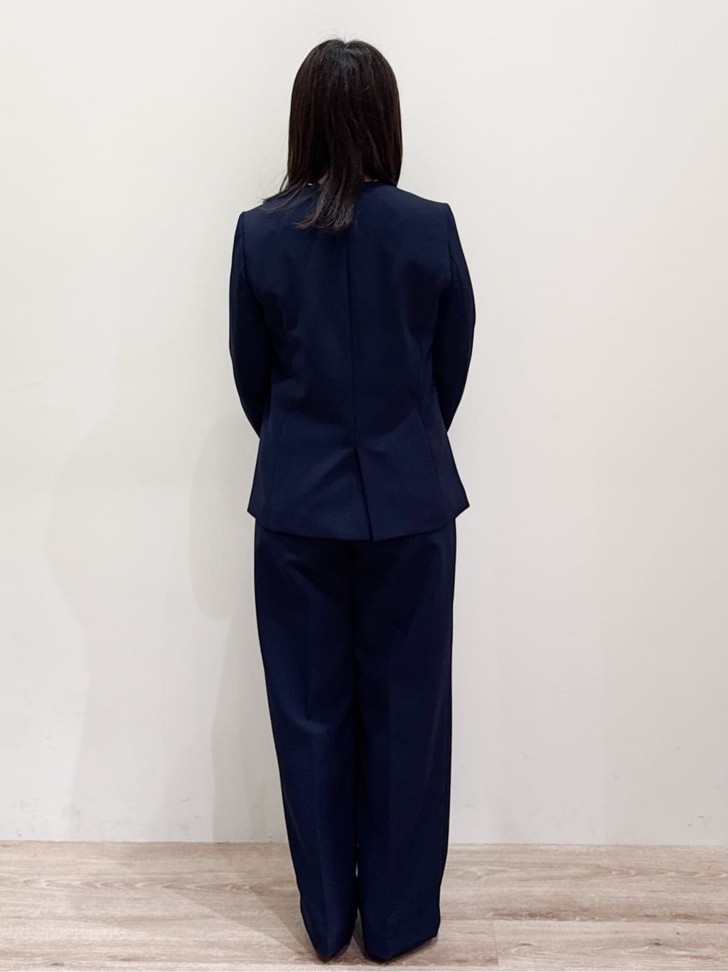 しまじろさんの「OPAQUE.CLIP｜《通勤／セットアップ対応》 Vネックジャケット／ダブルクロス【洗濯機OK】」を使ったコーディネート