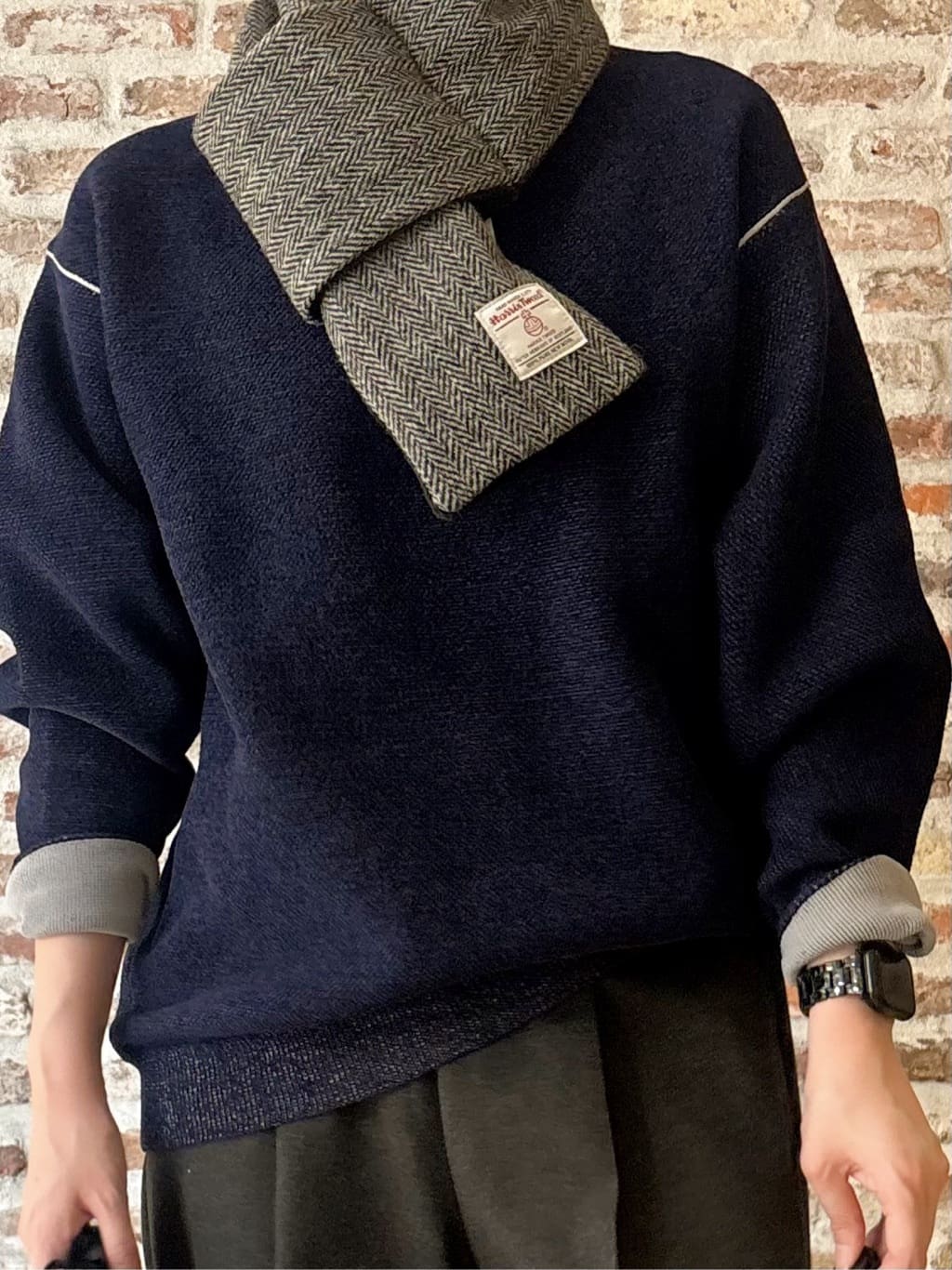 しばさんの「THE SHOP TK｜【大人の上品カジュアルを叶える】ハグするニット 洗濯機OK／6色展開」を使ったコーディネート