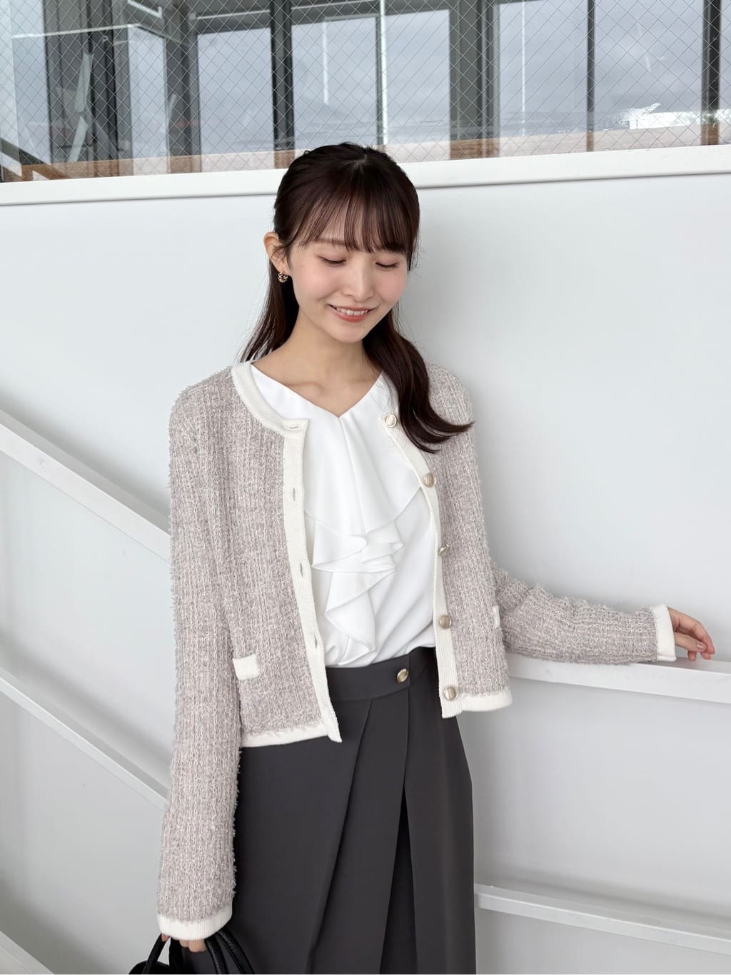 みさかさんの「index｜ファンシーヤーントリミングカーディガン【洗濯機OK】」を使ったコーディネート