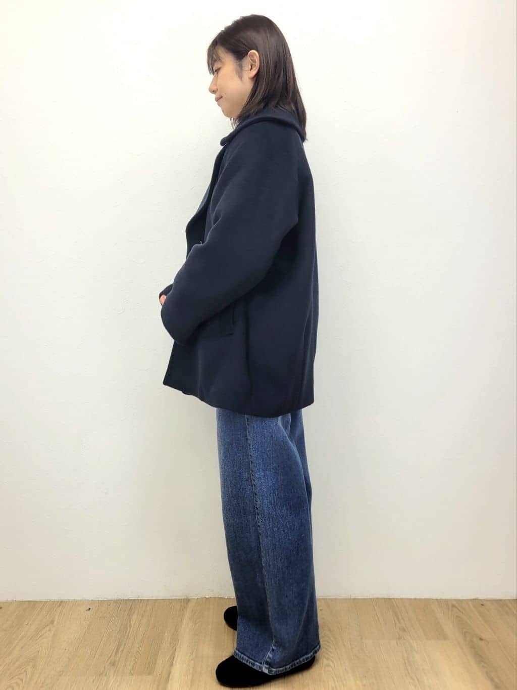 LISAさんの「OPAQUE.CLIP｜カシミヤブレンドウールミドルピーコート」を使ったコーディネート