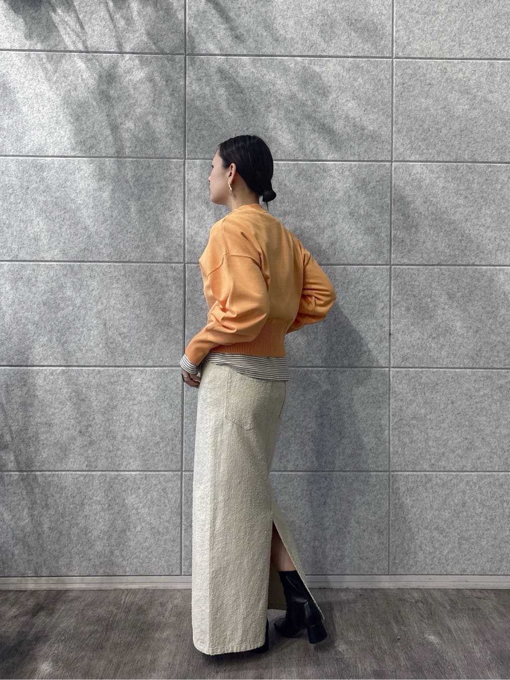 ayanoさんの「INDIVI｜Timeless｜フォルムロゴニット」を使ったコーディネート