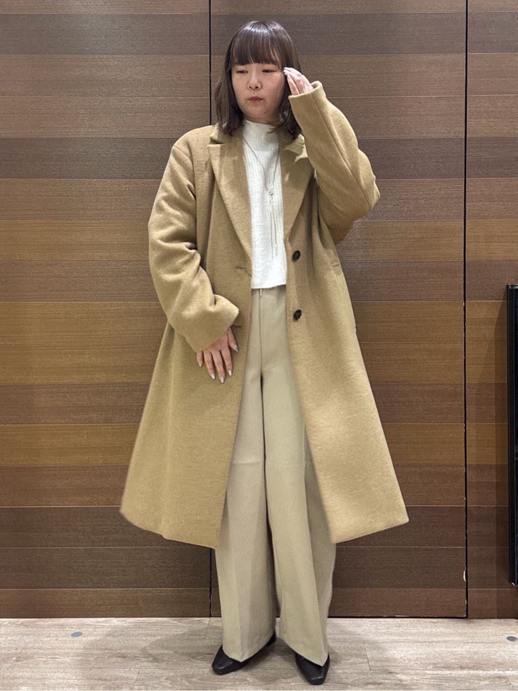 yumeさんの「OPAQUE.CLIP｜カシミヤブレンドウールチェスターコート」を使ったコーディネート