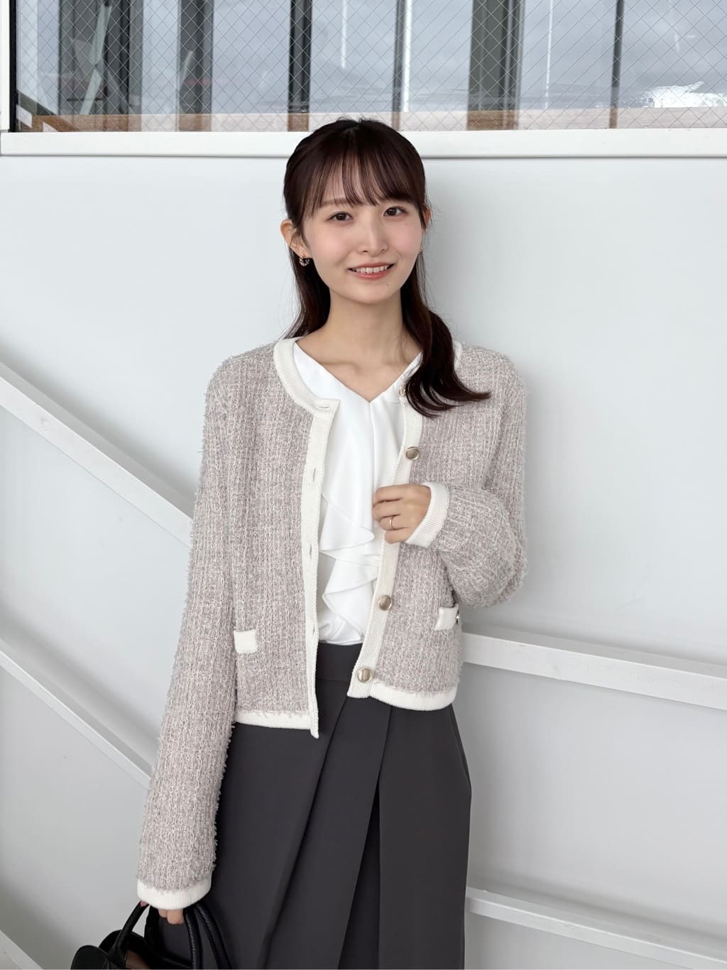 みさかさんの「index｜ファンシーヤーントリミングカーディガン【洗濯機OK】」を使ったコーディネート