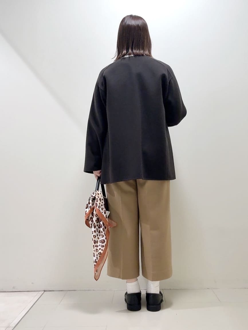 YUIさんの「UNTITLED｜【重ね着もおすすめ/洗える】ウールカシミヤ クルーネックニット」を使ったコーディネート