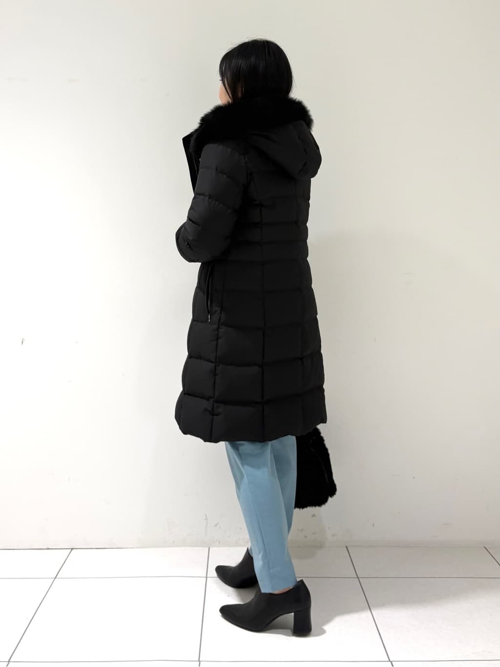 momokoさんの「INDIVI｜【洗える／ラメ／意匠感】ミックスブークレニット」を使ったコーディネート