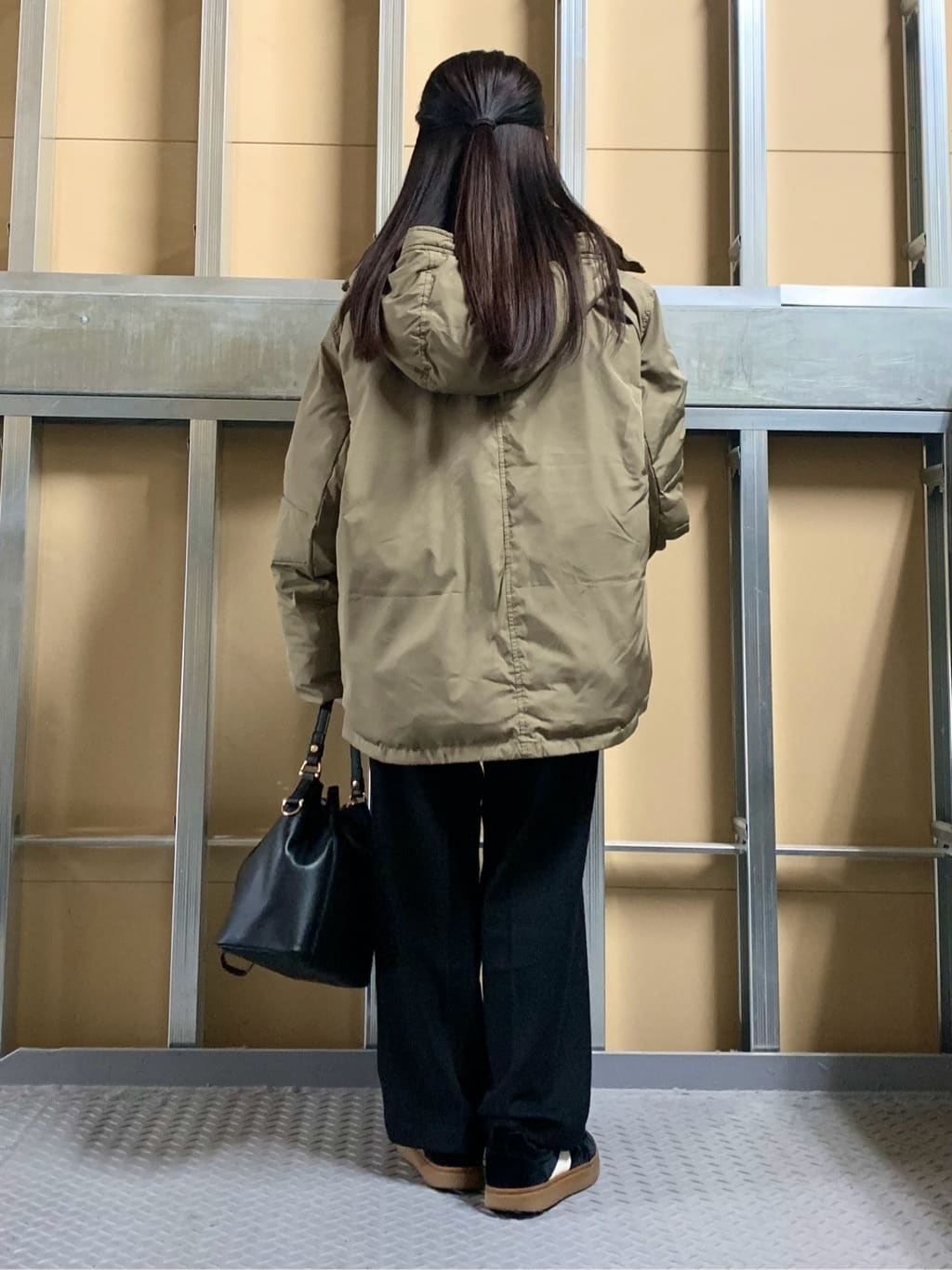 sahoさんの「THE SHOP TK｜【ぎゅっとされているような暖かさ】撥水中綿ブルゾン」を使ったコーディネート