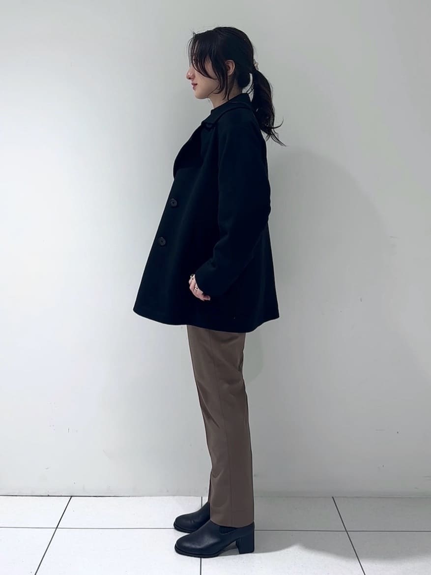 そんさんの「INDIVI｜【軽やか／ゆったり】ウール混ショートトレンチコート」を使ったコーディネート