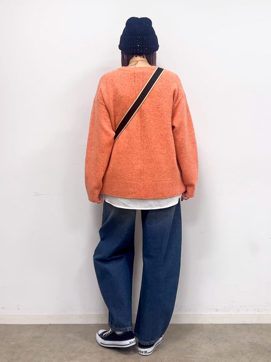 𝐜𝐡𝐢𝐤𝐚さんの「SHOO･LA･RUE｜【2点セット/洗濯機可/S-LL】着回しがきく もちもちハイネックニット+裾シャツインナー」を使ったコーディネート