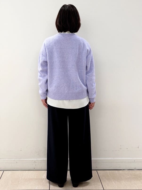 KIKIさんの「Reflect｜【選べる5色／ゆったりシルエット】Vネックスパンコールニット」を使ったコーディネート
