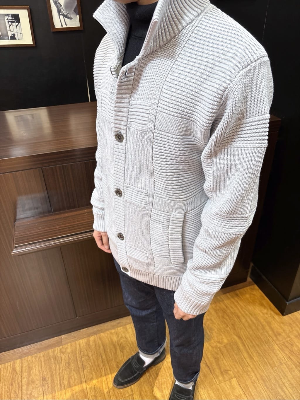 KEIさんの「TAKEO KIKUCHI｜畦編みチェック ニットカーディガン」を使ったコーディネート