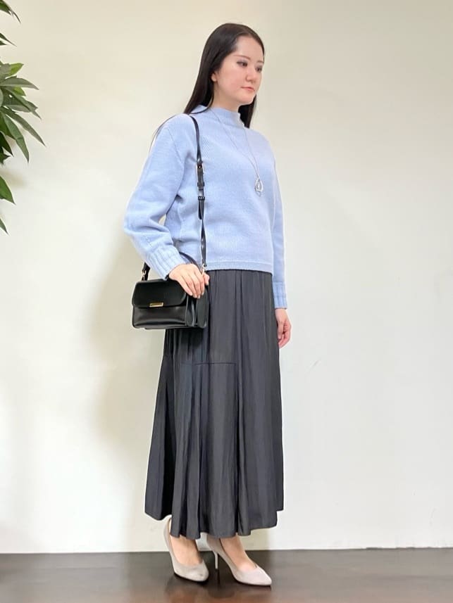 カレンさんの「UNTITLED｜【洗える】スポンディッシュ ボトルネックニット」を使ったコーディネート