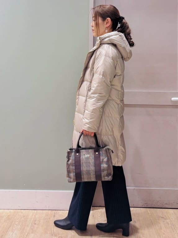 Komi☆さんの「grove｜【洗える】ふんわりウール混ボトルネックニット」を使ったコーディネート