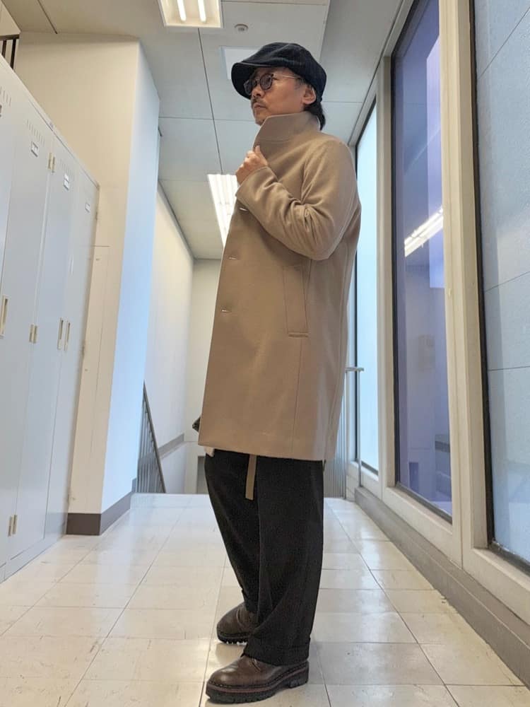 MAKOTO AIさんの「TAKEO KIKUCHI｜【ウールカシミヤブレンド】ビーバー調 スタンドカラー コート」を使ったコーディネート