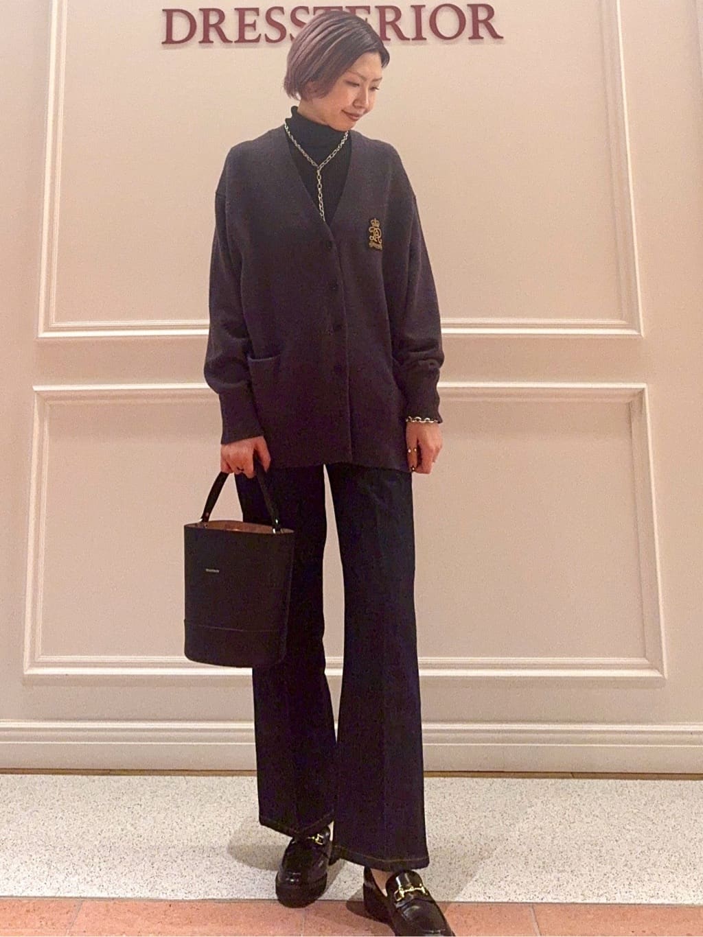 renaさんの「DRESSTERIOR｜シルクブレンドメリノウールリブプルオーバー」を使ったコーディネート