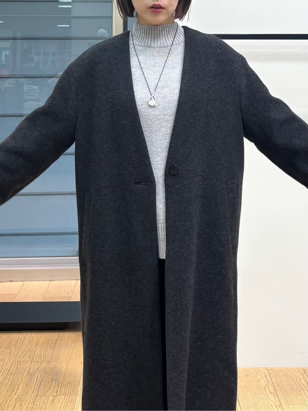 asamiさんの「INDIVI｜【褒められパンツ／ウール混】ウォームウール ワイドパンツ」を使ったコーディネート