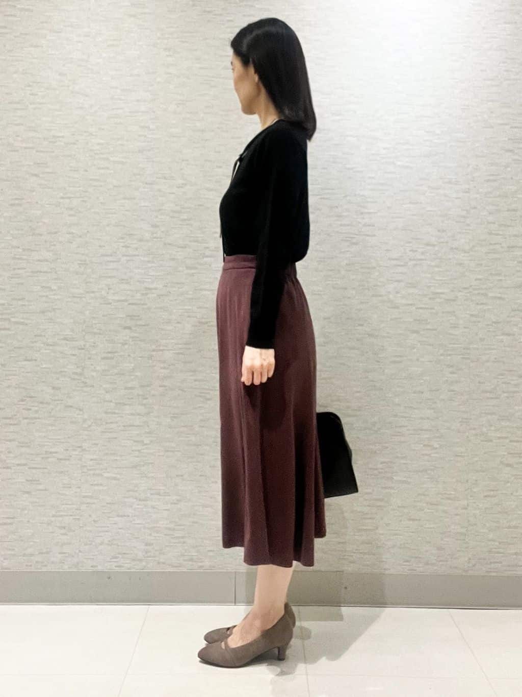 marikoさんの「Reflect｜【通勤】スエードライクフレアスカート」を使ったコーディネート
