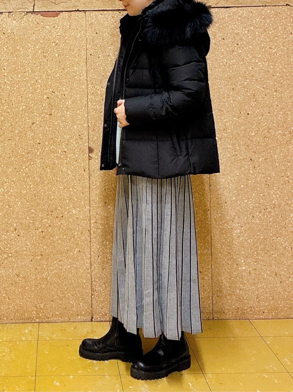 hattoriさんの「INDIVI｜【洗える／SETUP可能】ジャカードニット プリーツスカート」を使ったコーディネート