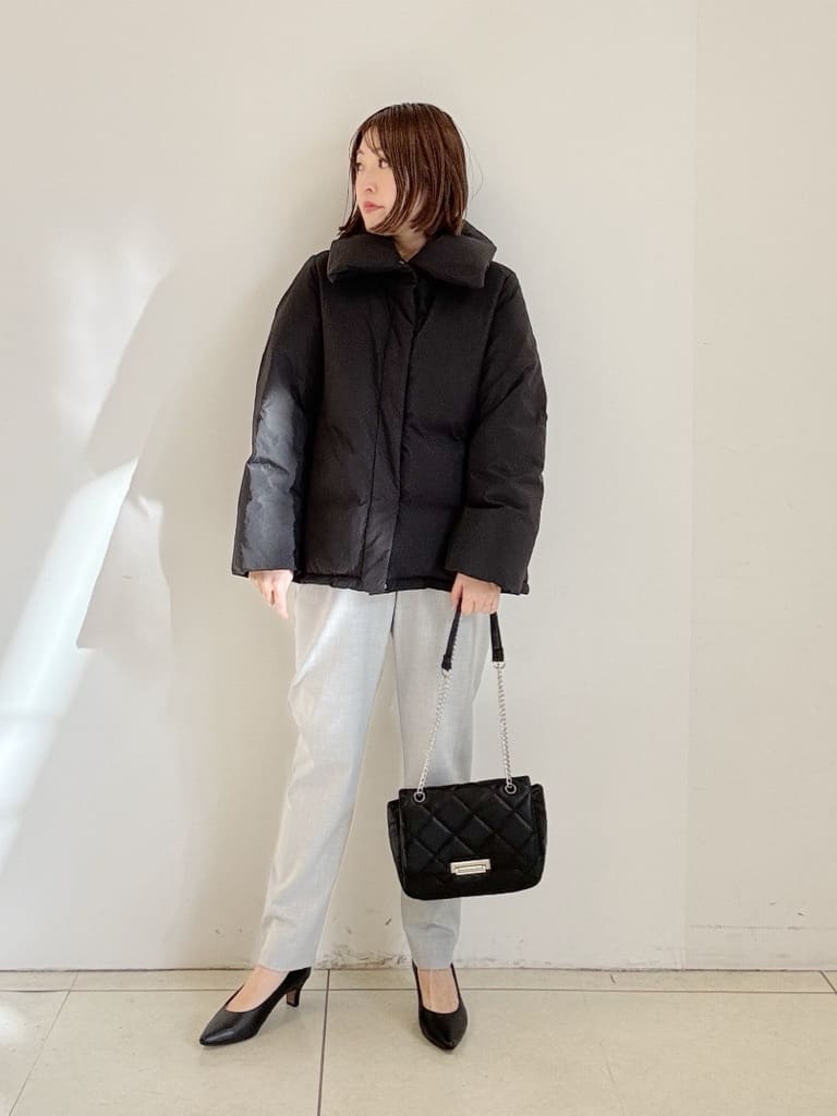 yoshiyaさんの「INDIVI｜【洗える／裏起毛】ストレッチウォームパンツ」を使ったコーディネート
