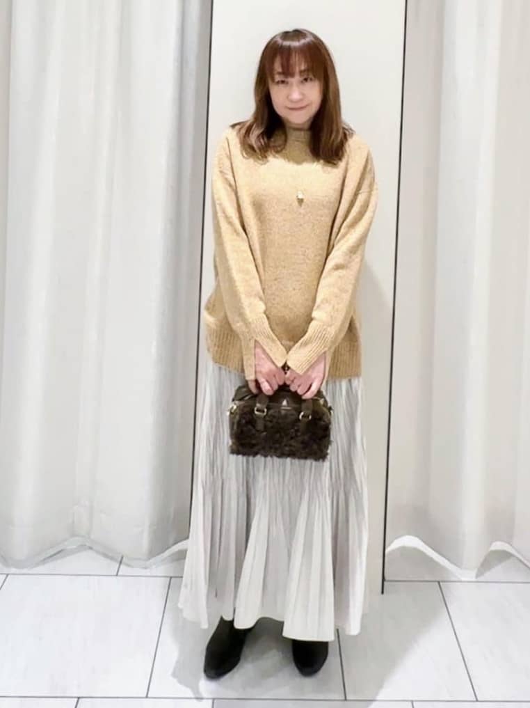 ʏᴜᴋɪᴋᴏさんの「UNTITLED｜【ゆったり】三つ杢カラーニット」を使ったコーディネート