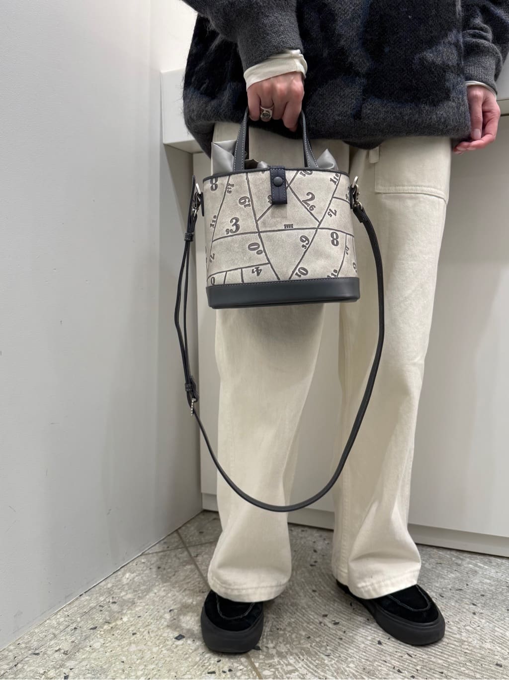 Kさんの「HIROKO HAYASHI｜SCIENZA（シェンツァ）2wayショルダーバッグ」を使ったコーディネート