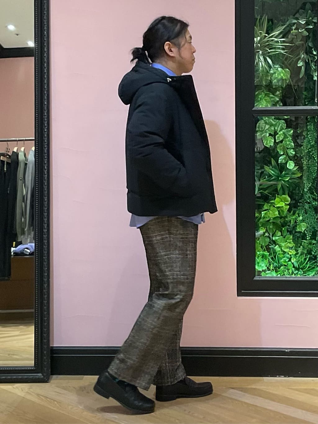 Nagaseさんの「DRESSTERIOR｜ウォッシャブル エンブレムカーディガン」を使ったコーディネート
