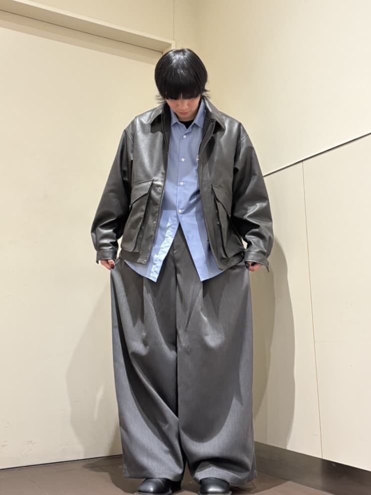 しげちゃんさんの「tk.TAKEO KIKUCHI｜グランパバギースラックス」を使ったコーディネート