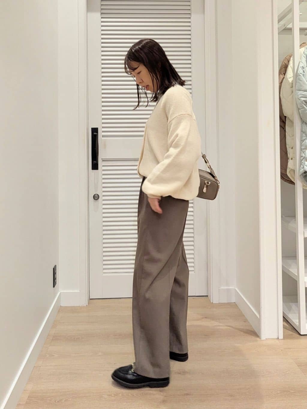 enさんの「Dessin｜【洗える】裏起毛セミワイドツイルパンツ」を使ったコーディネート