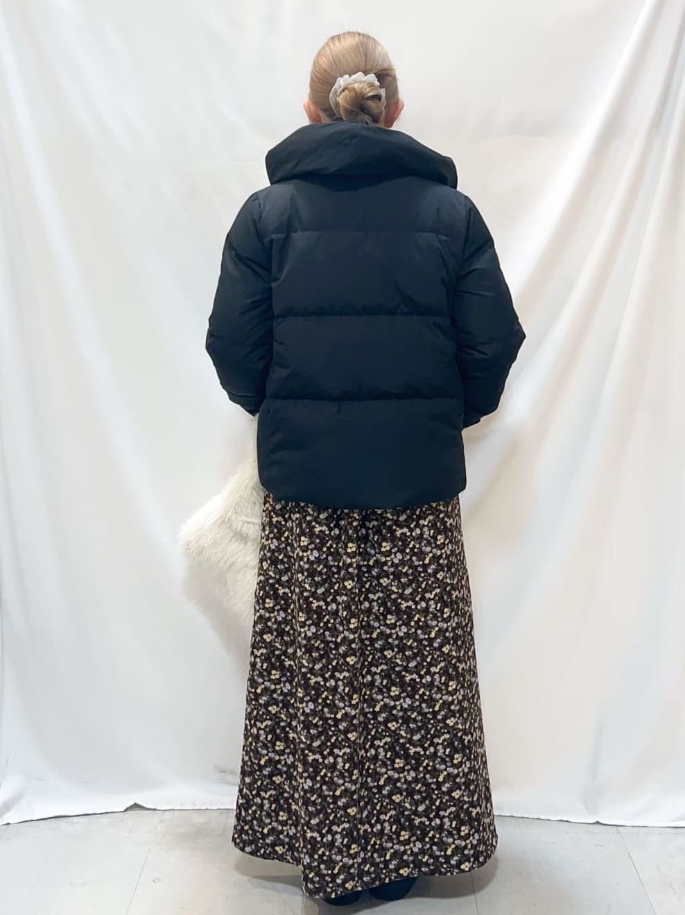reonさんの「SHOO･LA･RUE｜【S-LL/洗濯機可】さりげないラメが上品　クルーネックニット」を使ったコーディネート