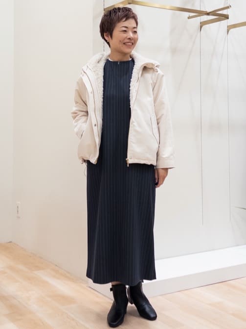 シュウコさんの「grove｜【2WAY/美シルエット】着こなし自在のジャンドレワンピース」を使ったコーディネート