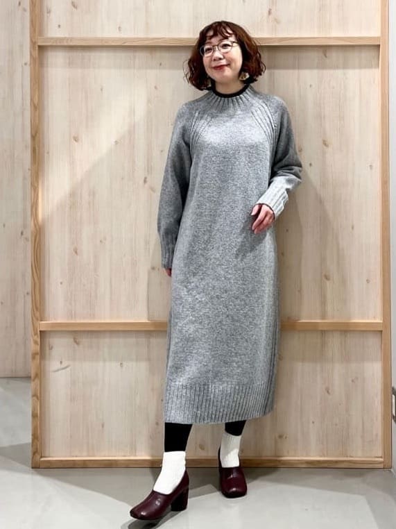 nakoさんの「THE SHOP TK｜ウール混杢調ハイネックワンピース」を使ったコーディネート