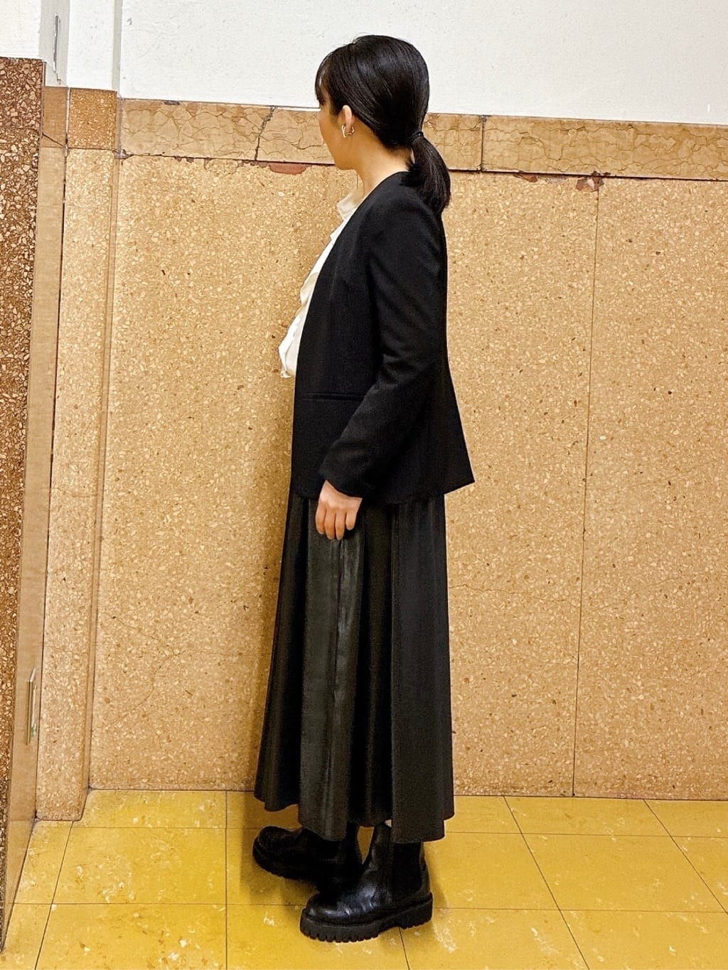hattoriさんの「INDIVI｜【通勤スーツ／洗える】ストレッチカラーレスジャケット」を使ったコーディネート