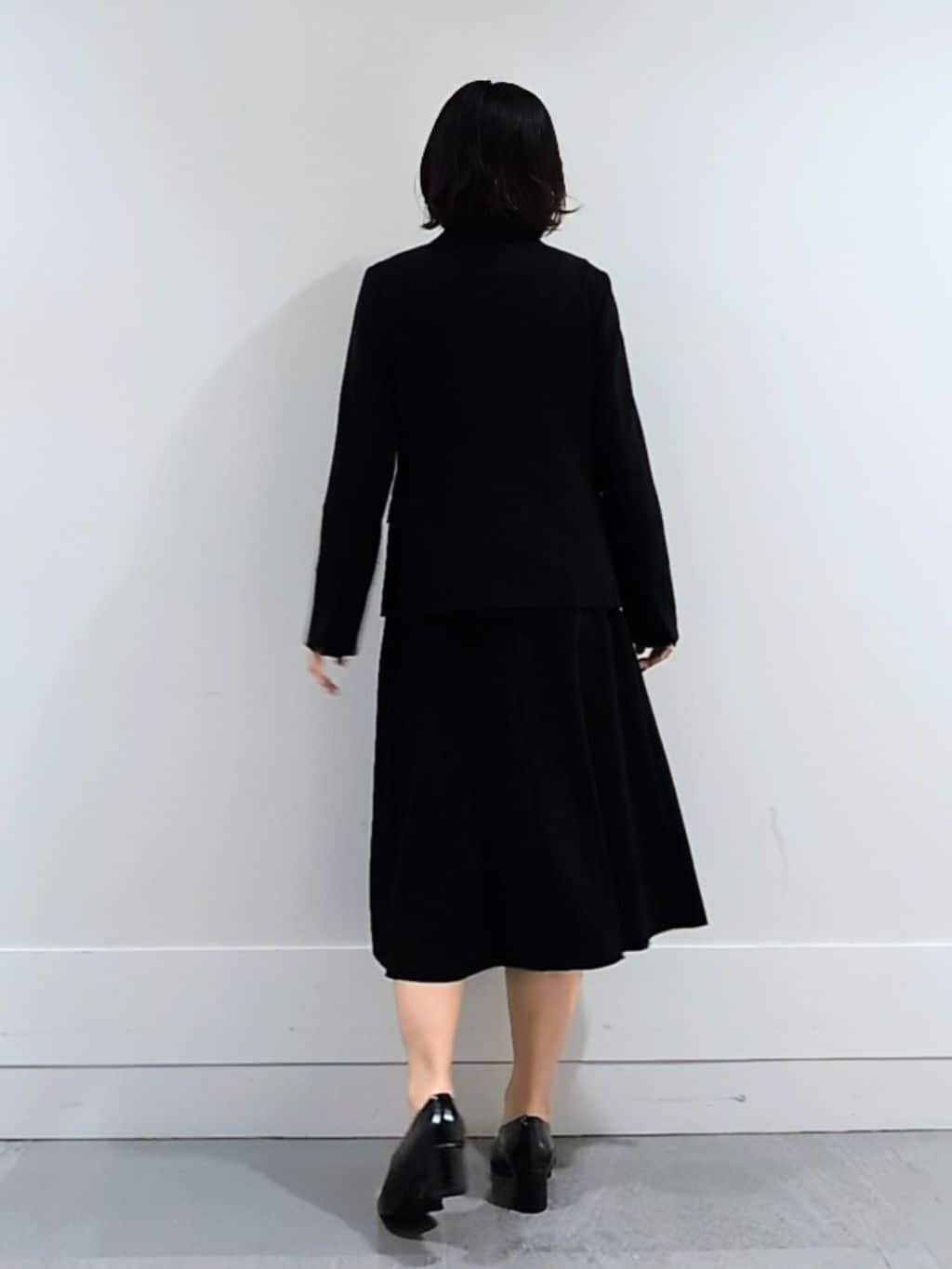 ミズタさんの「UNTITLED｜【透けにくい/ウエストイン見え】タックブラウス」を使ったコーディネート