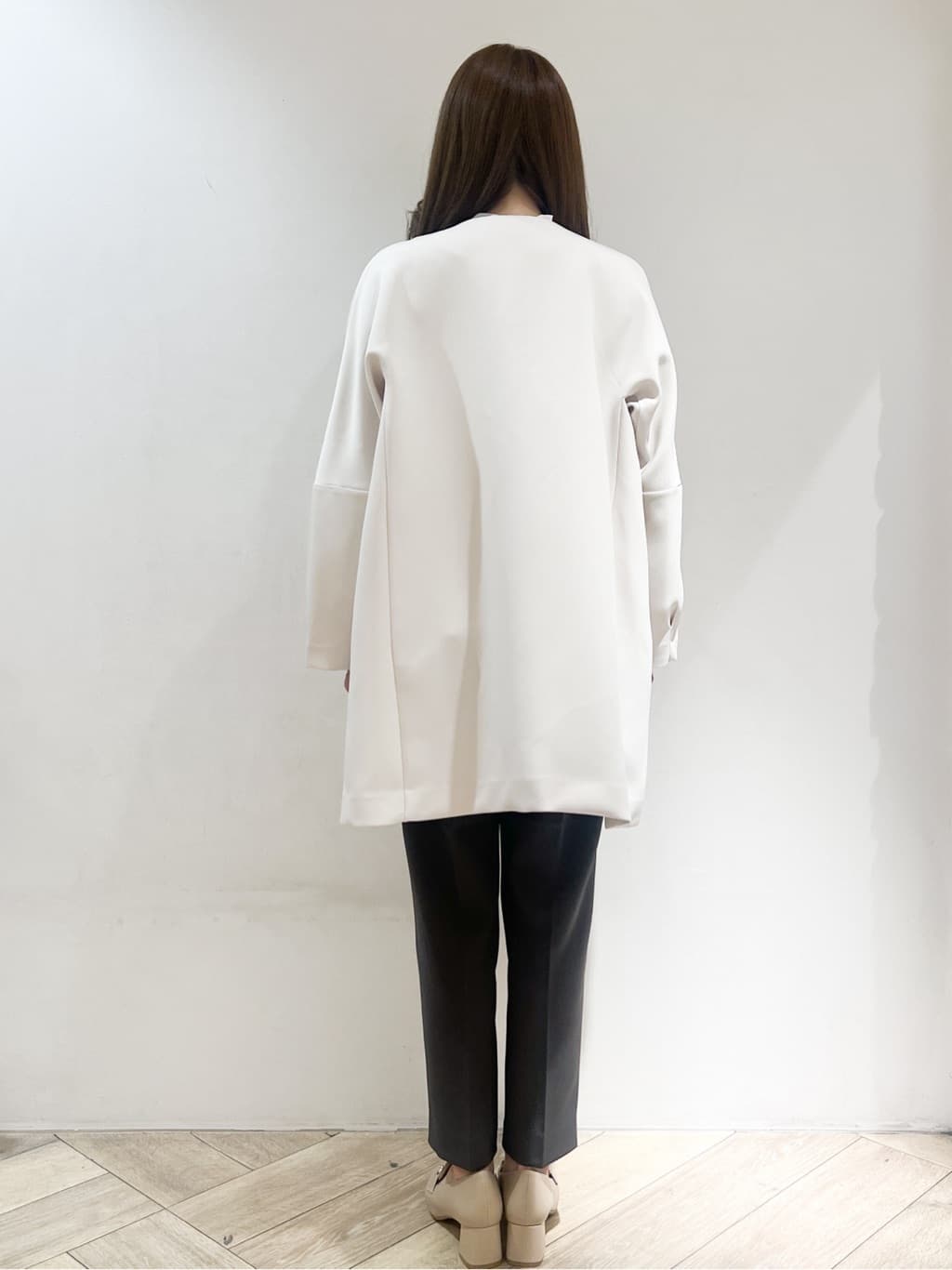 nanaさんの「index｜フォルムスリーブミドルコート【洗濯機OK】」を使ったコーディネート
