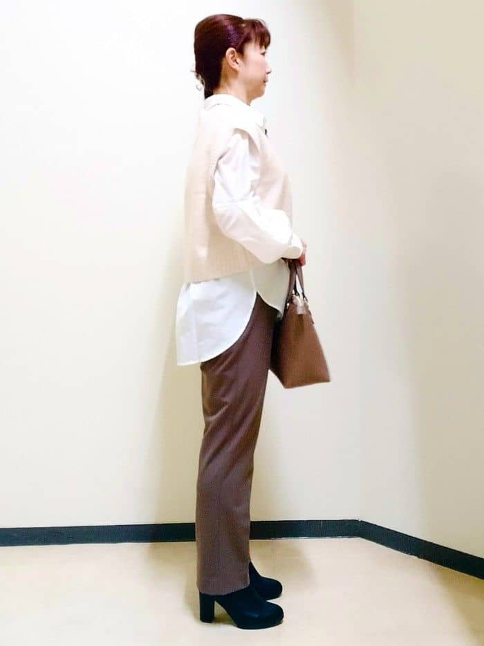 花さんの「Reflect｜【単品使い◎】ニットベスト＋シャツセット」を使ったコーディネート