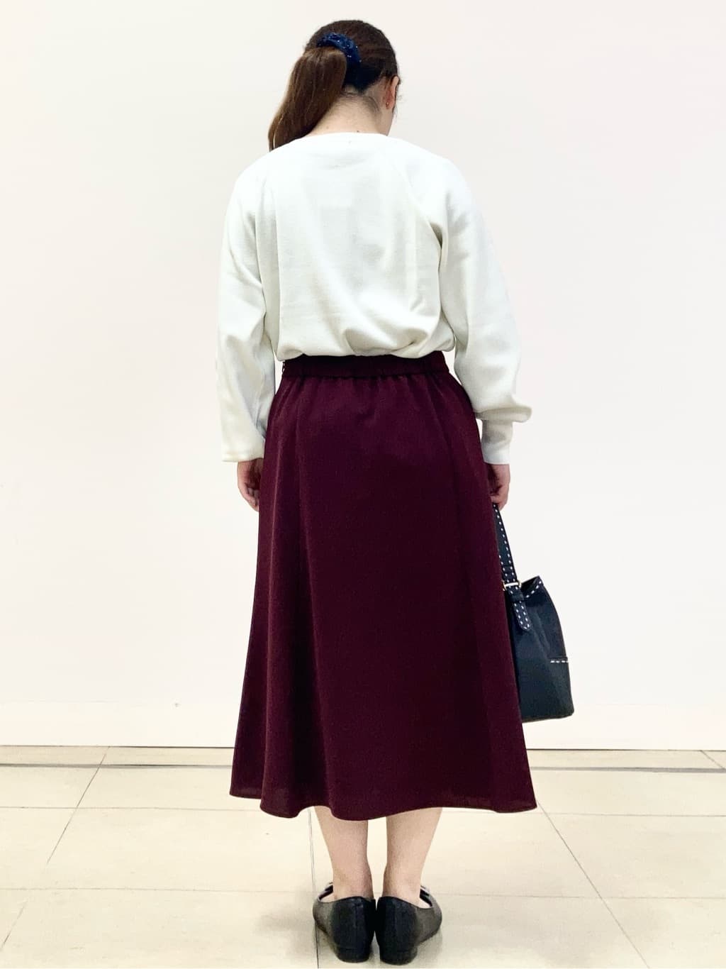 tomominさんの「Reflect｜【美シルエット】ソフトマーメイドスカート」を使ったコーディネート
